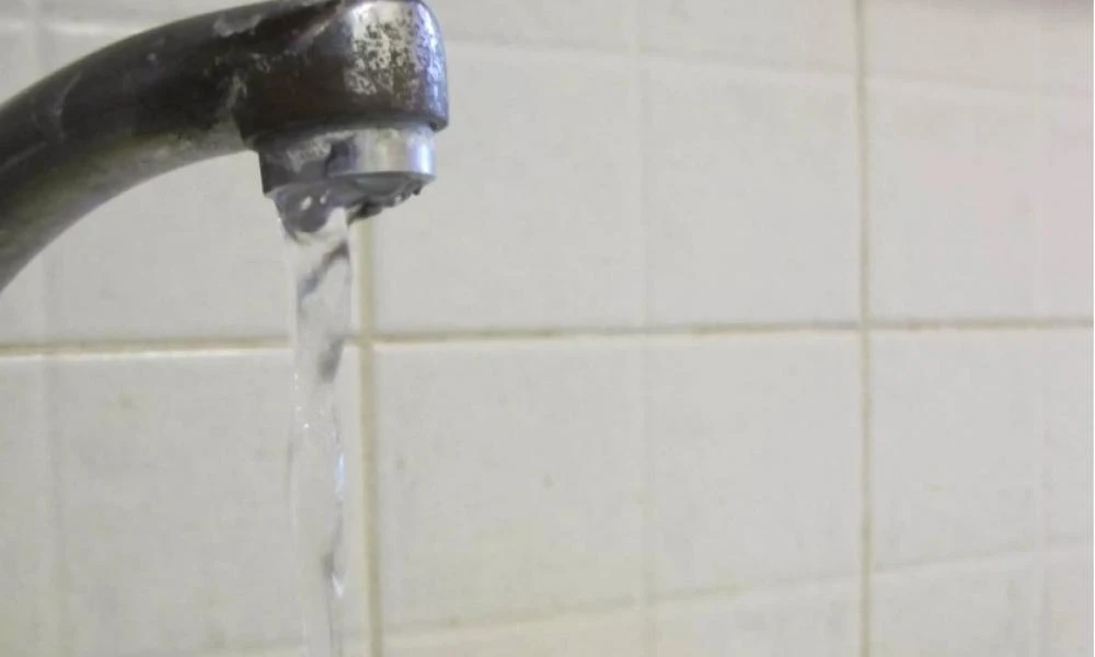 Άρτα: Ζήτησαν ένα ποτήρι νερό και της έκαναν τη ζημιά – Η γυναίκα πλήρωσε την καλοσύνη της